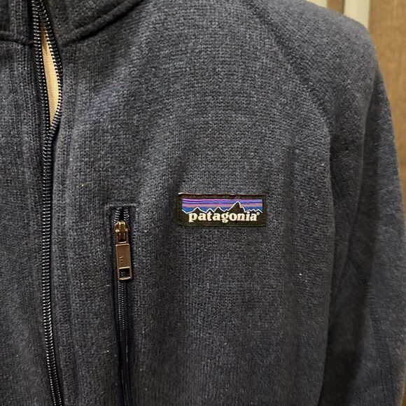 Patagonia Fleece Jacket - Picture 2 of 4